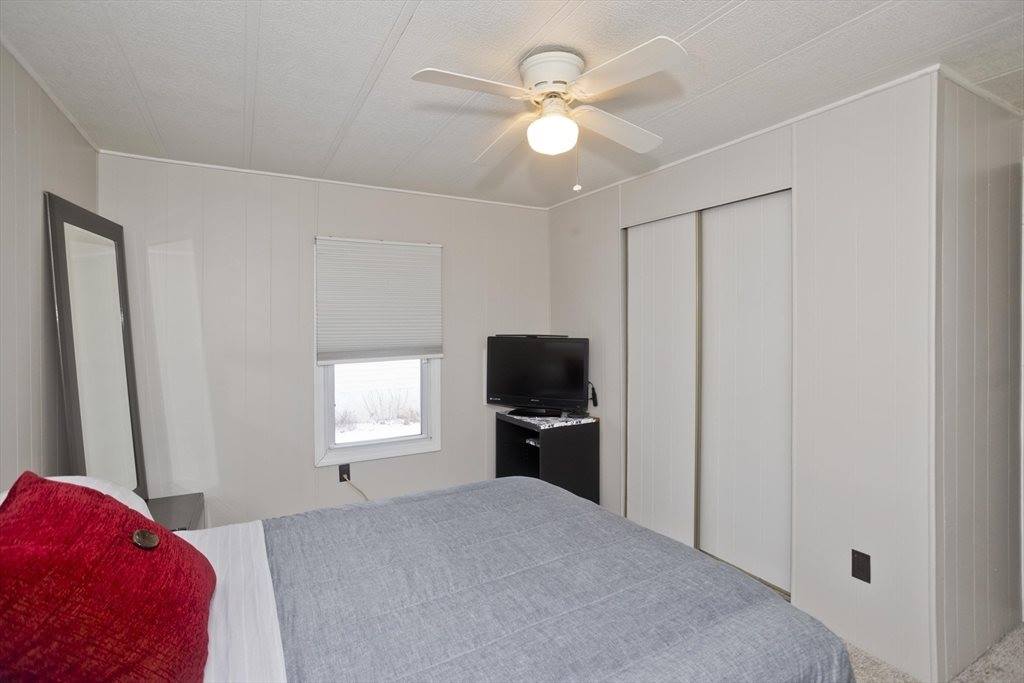 93 Grochmal Avenue, #12, Springfield, MA 01151