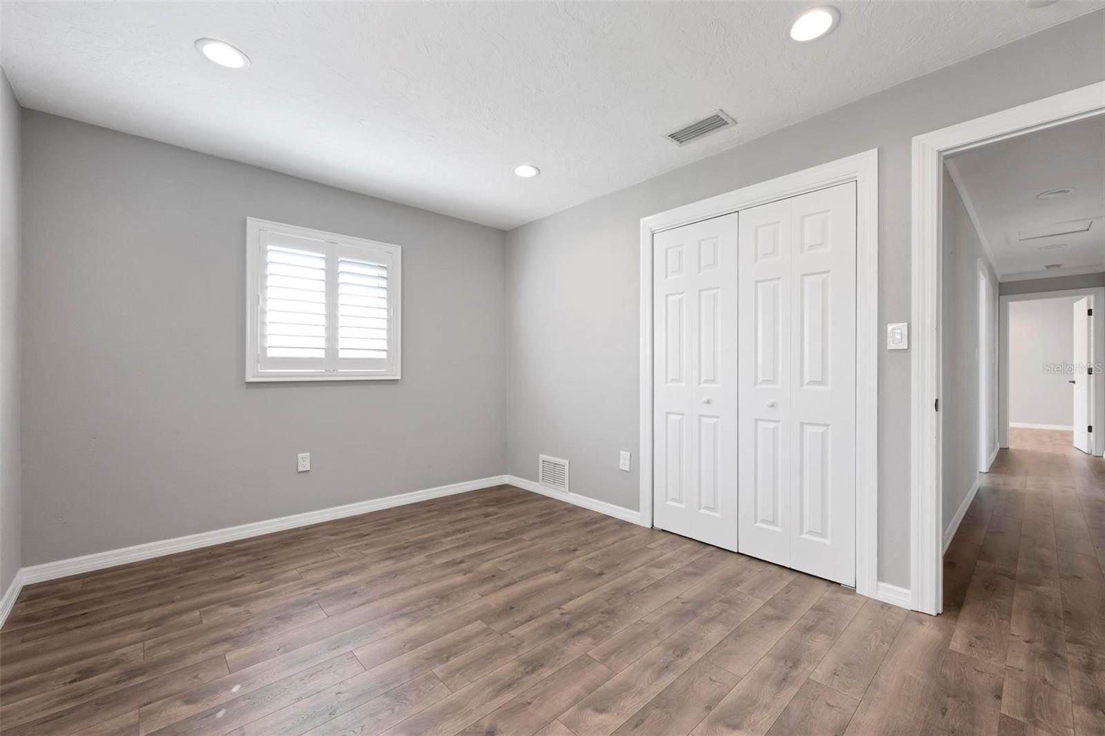 3372 Tyne Lane, Sarasota, FL 34232