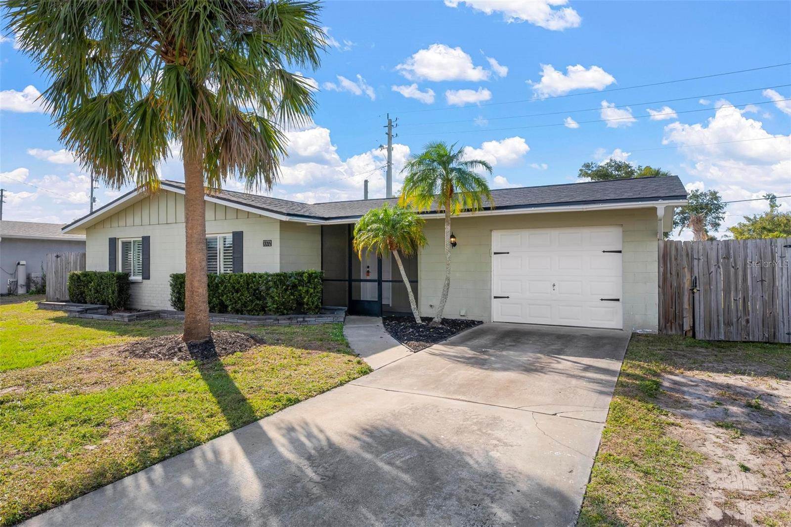 3372 Tyne Lane, Sarasota, FL 34232