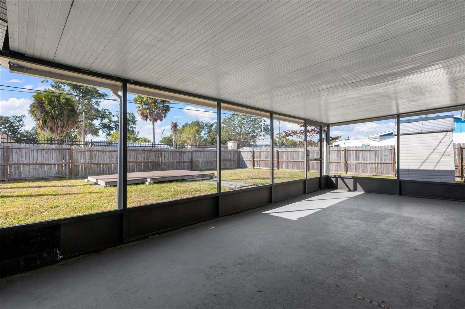 3372 Tyne Lane, Sarasota, FL 34232