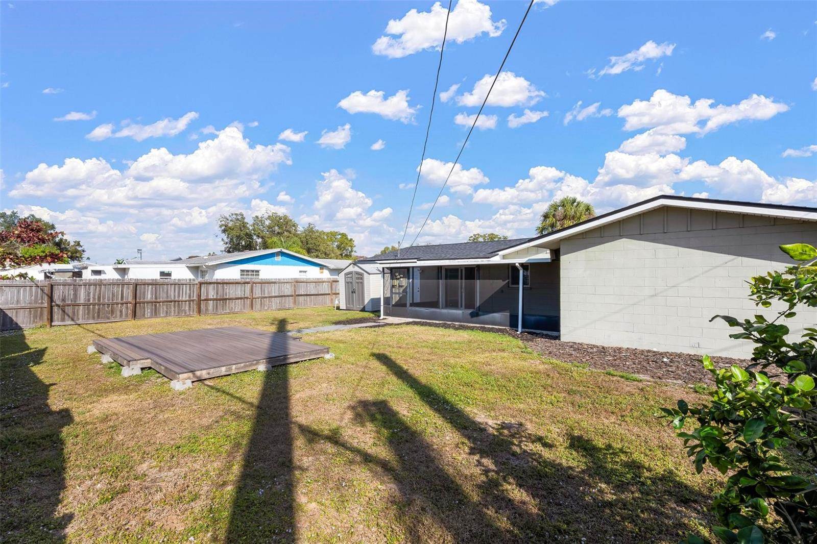 3372 Tyne Lane, Sarasota, FL 34232