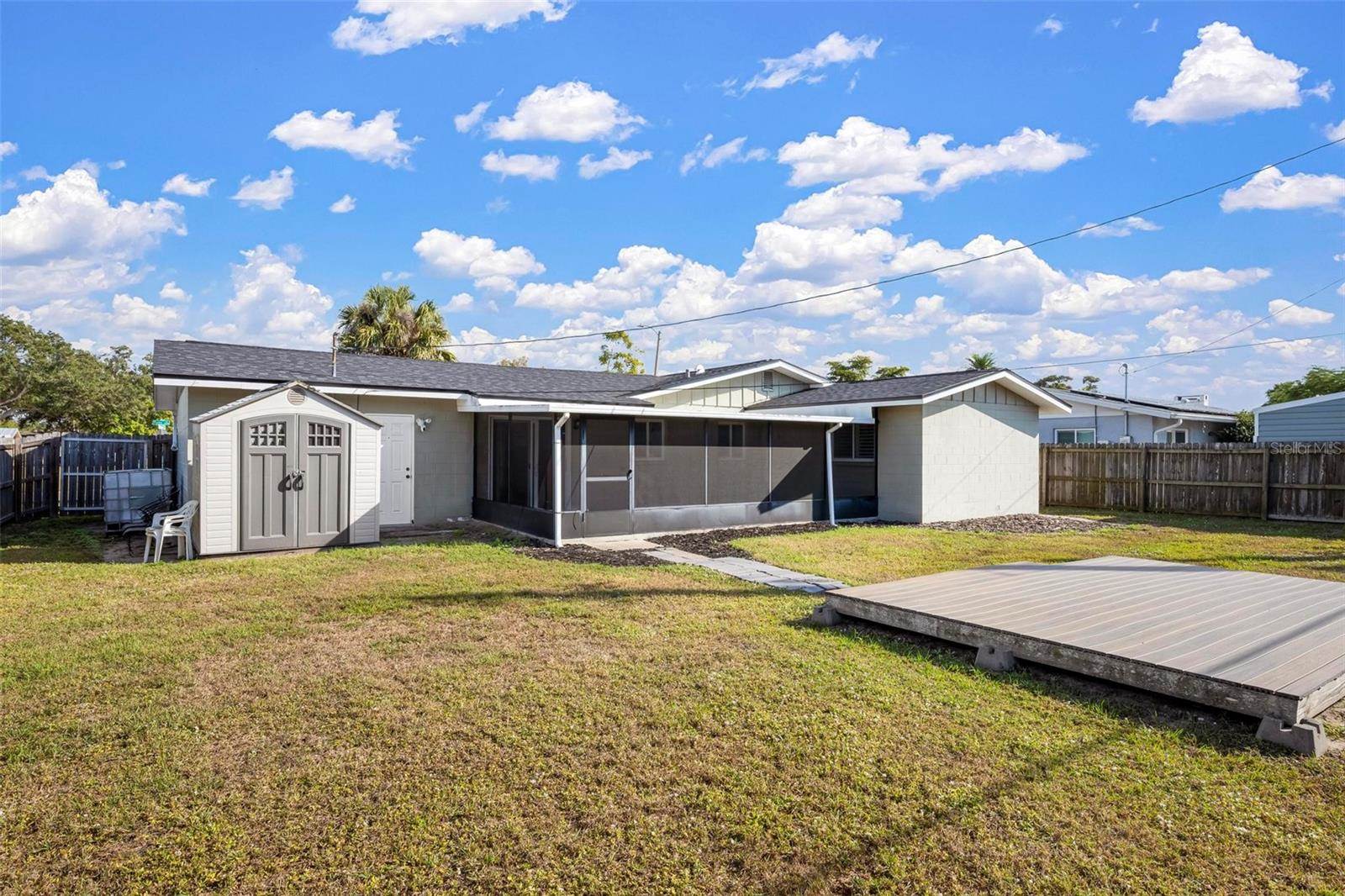 3372 Tyne Lane, Sarasota, FL 34232