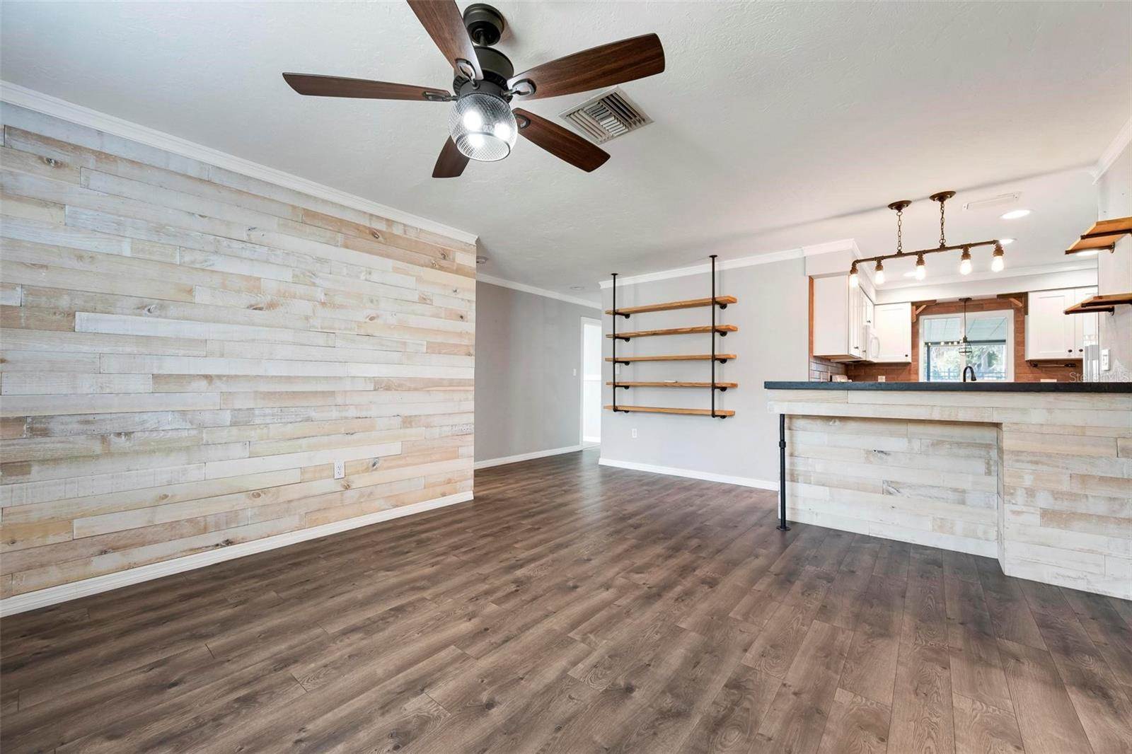 3372 Tyne Lane, Sarasota, FL 34232