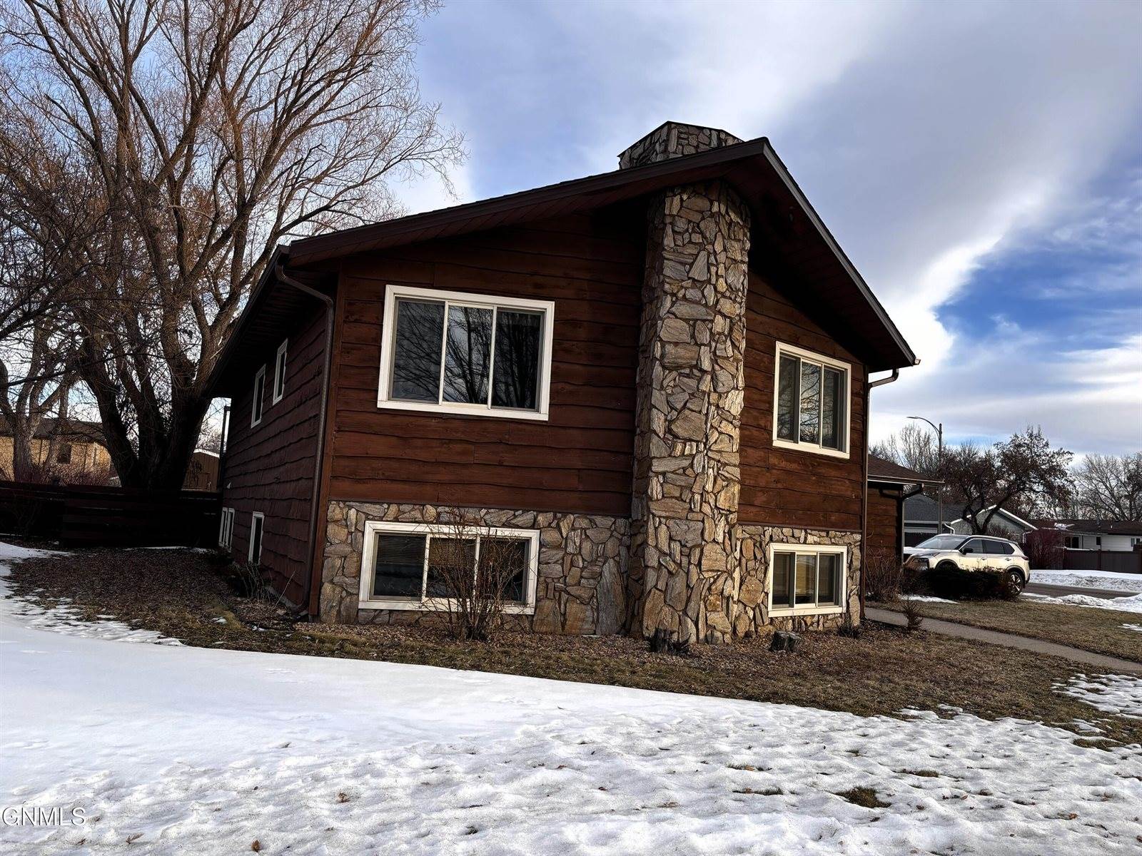 1561 Wichita Drive, Bismarck, ND 58504