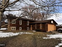 1561 Wichita Drive, Bismarck, ND 58504