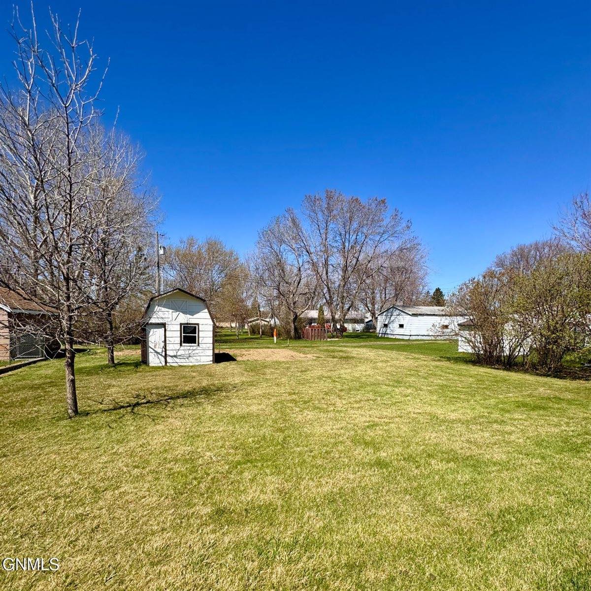 116 5th Street East, Napoleon, ND 58561