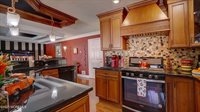 44 Kentucky Way, Freehold, NJ 07728