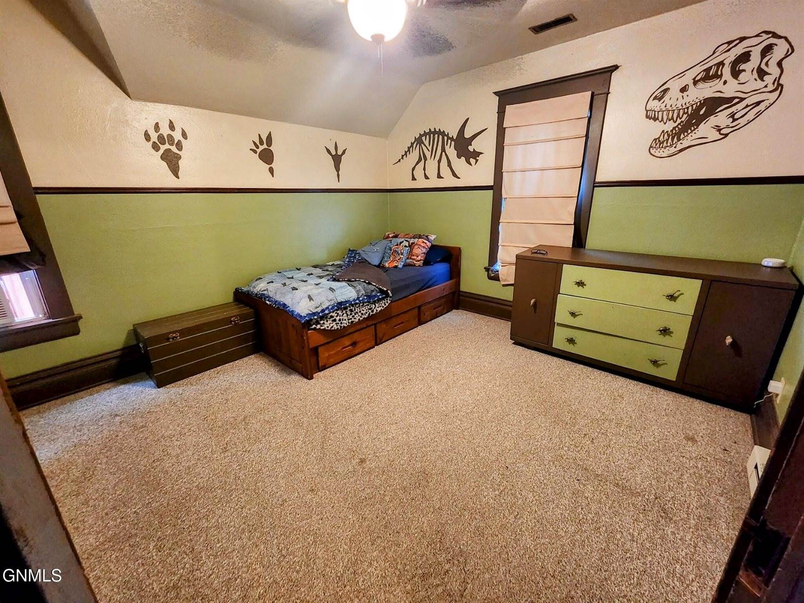 9613 County Road 47, Bottineau, ND 58318