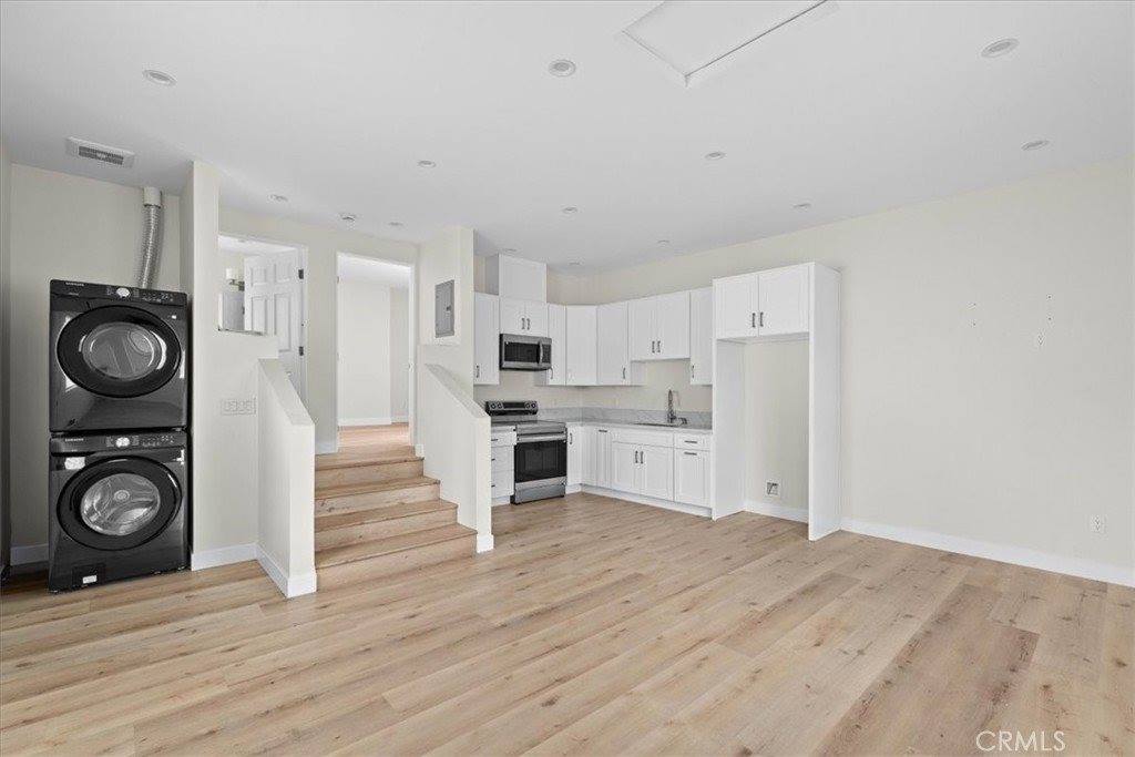 15952 Simonds, Granada Hills, CA 91344