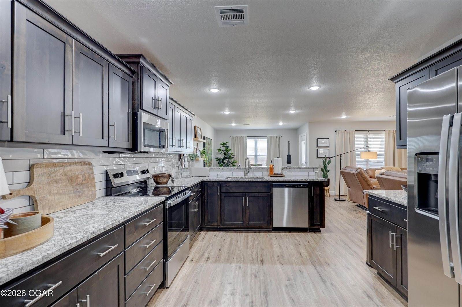 905 Durward Hall Drive, Carthage, MO 64836