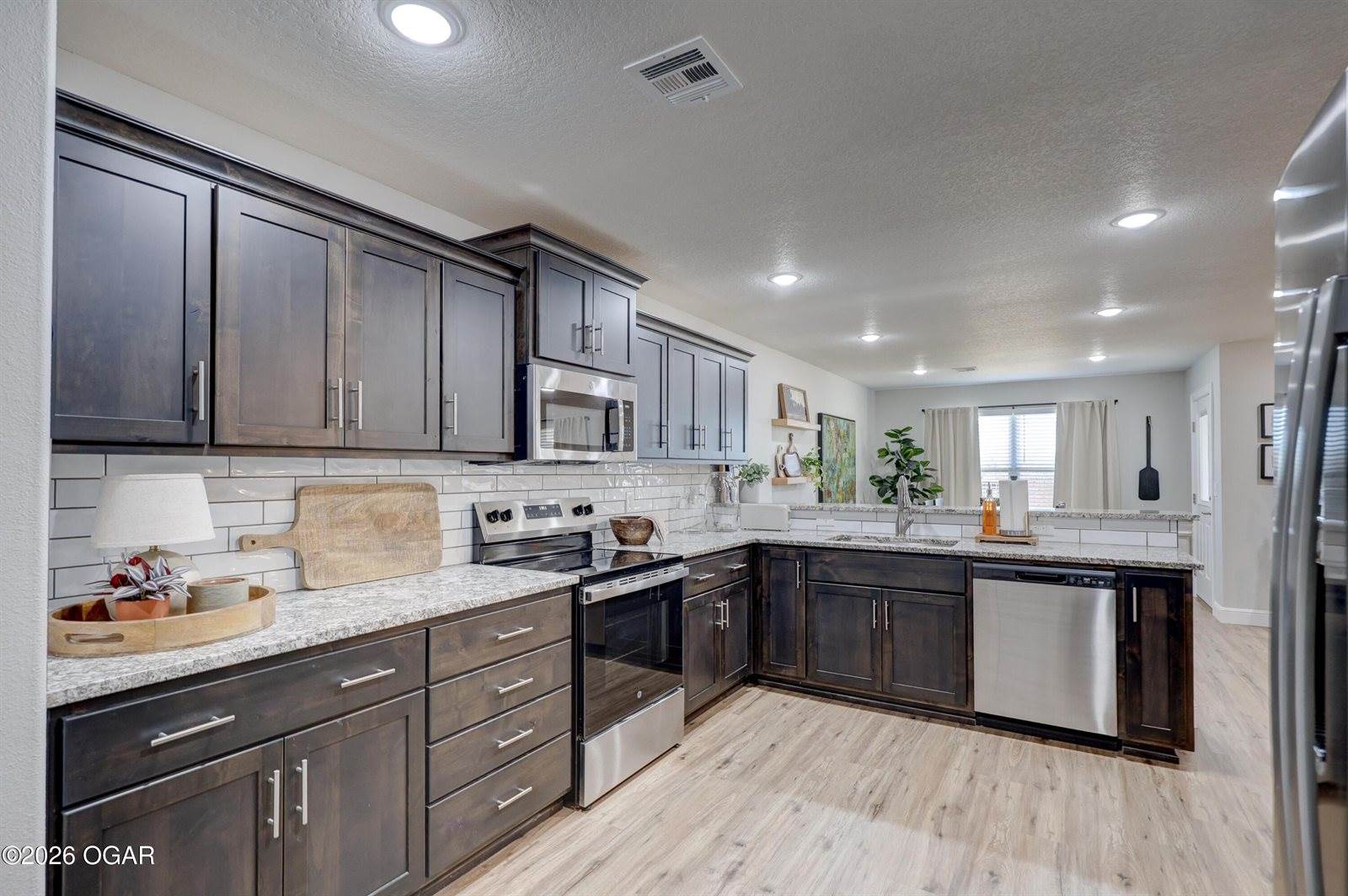 905 Durward Hall Drive, Carthage, MO 64836