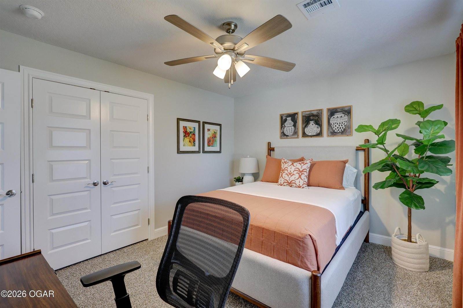 905 Durward Hall Drive, Carthage, MO 64836