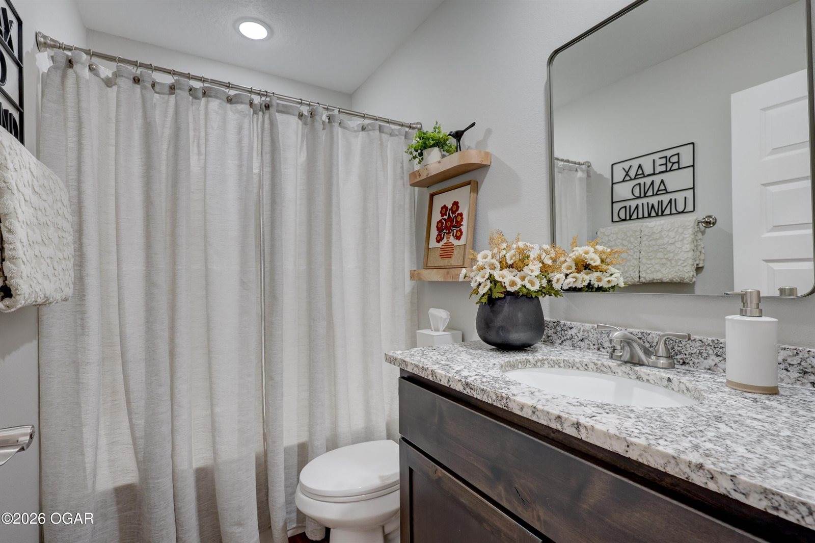 905 Durward Hall Drive, Carthage, MO 64836