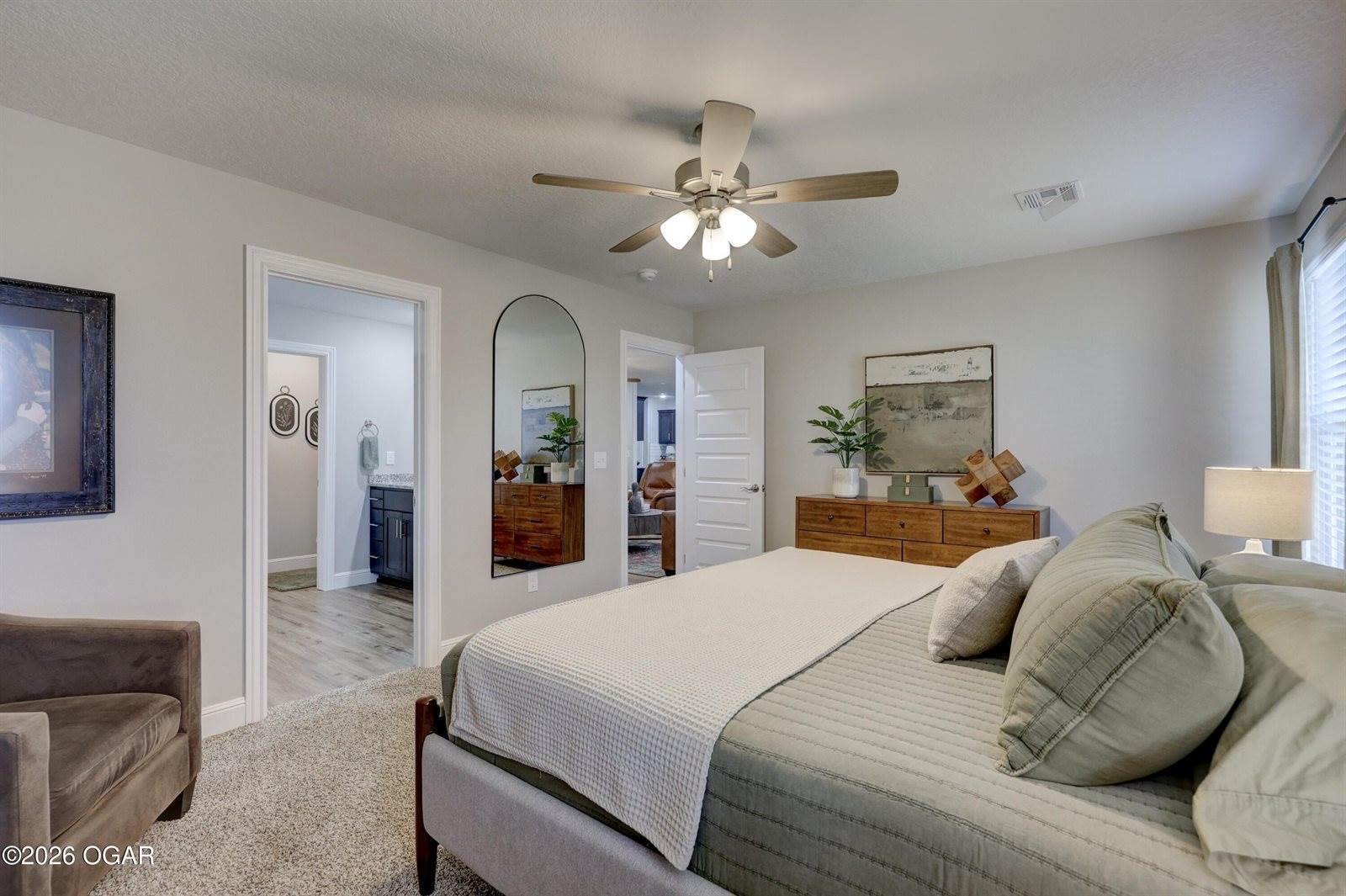 905 Durward Hall Drive, Carthage, MO 64836