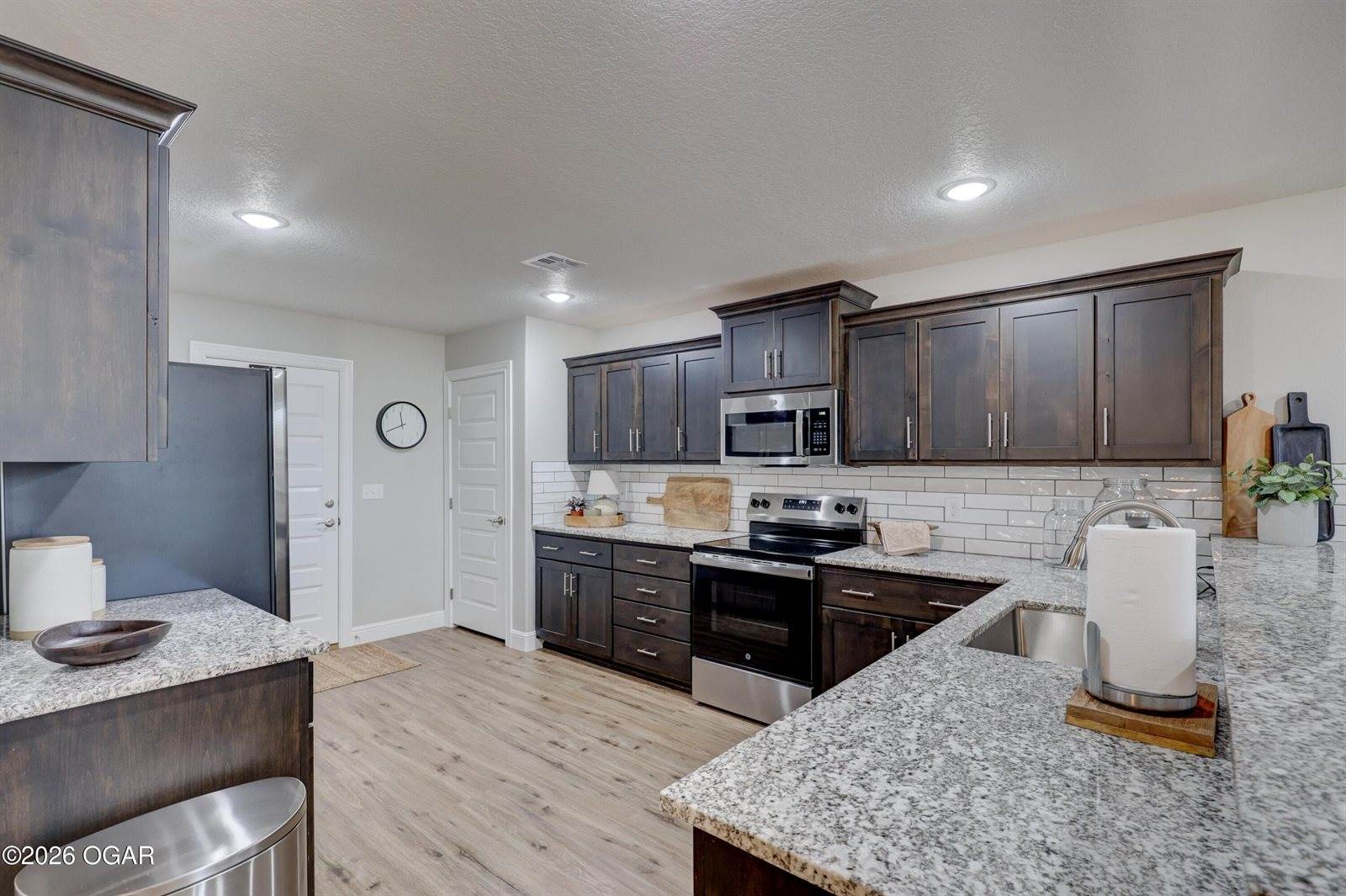 905 Durward Hall Drive, Carthage, MO 64836