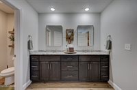 905 Durward Hall Drive, Carthage, MO 64836