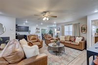 905 Durward Hall Drive, Carthage, MO 64836