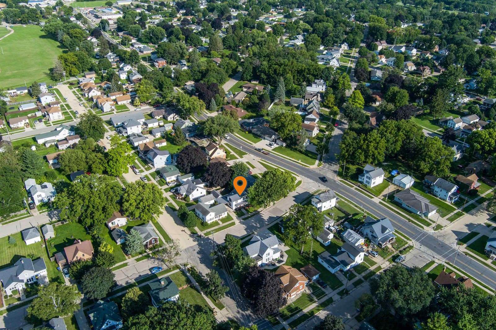 1208 23rd, Monroe, WI 53566