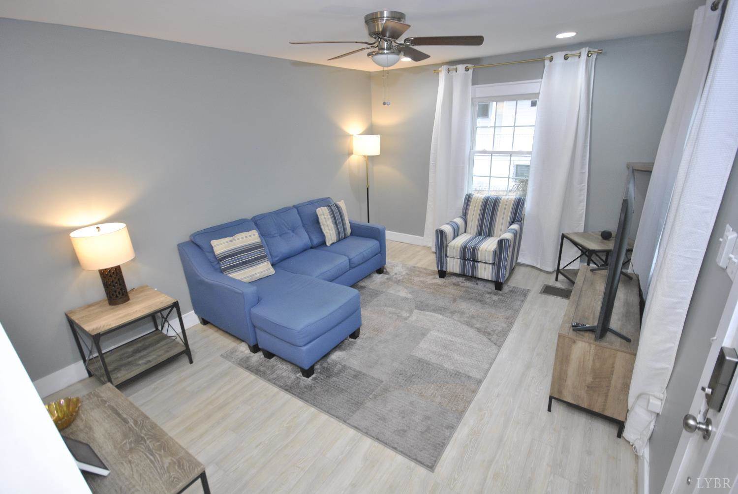 3205 Cary Street, #7-8, Lynchburg, VA 24501