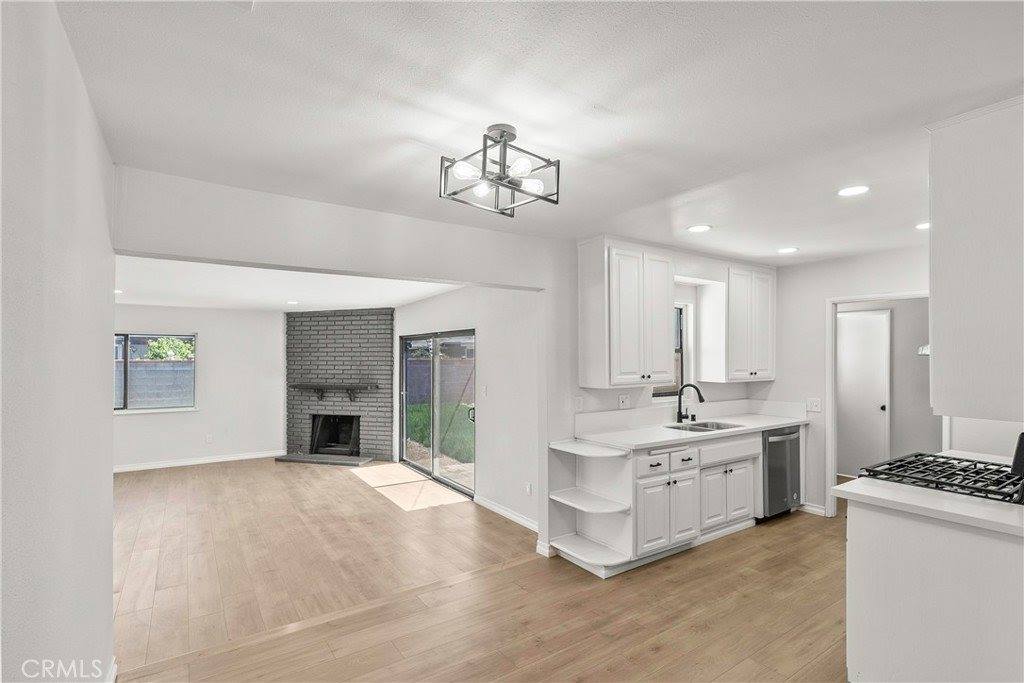 44140 West Lightwood Avenue, Lancaster, CA 93534