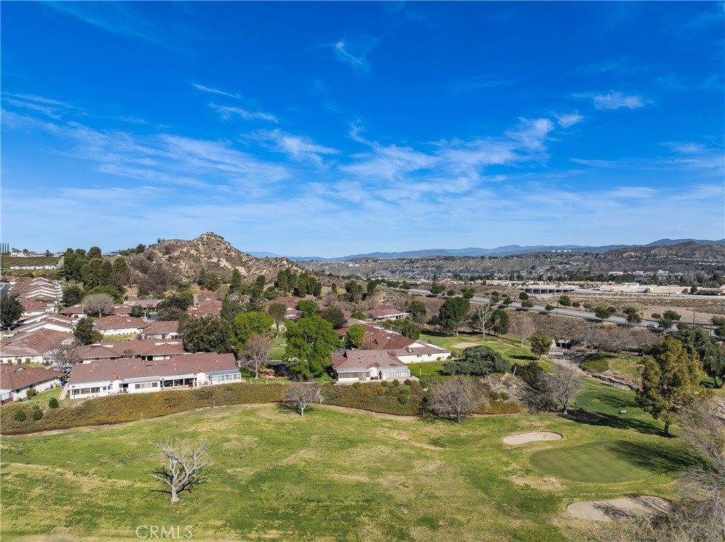 19211 Avenue Of The Oaks, Newhall, CA 91321