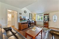 19211 Avenue Of The Oaks, Newhall, CA 91321