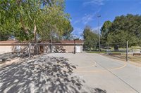 19211 Avenue Of The Oaks, Newhall, CA 91321