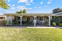 19211 Avenue Of The Oaks, Newhall, CA 91321