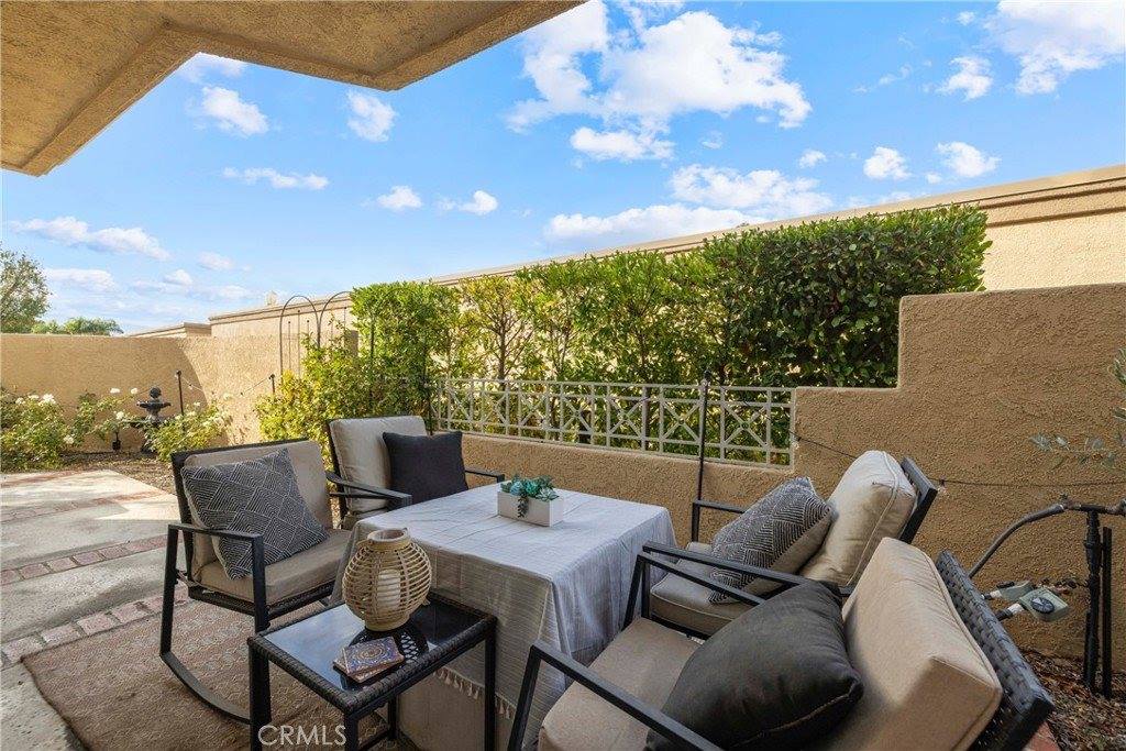 23625 Del Monte, Valencia, CA 91355