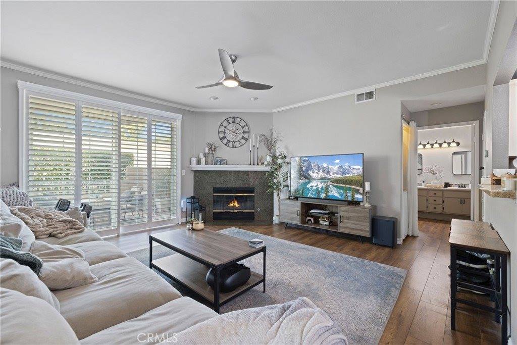 23625 Del Monte, Valencia, CA 91355