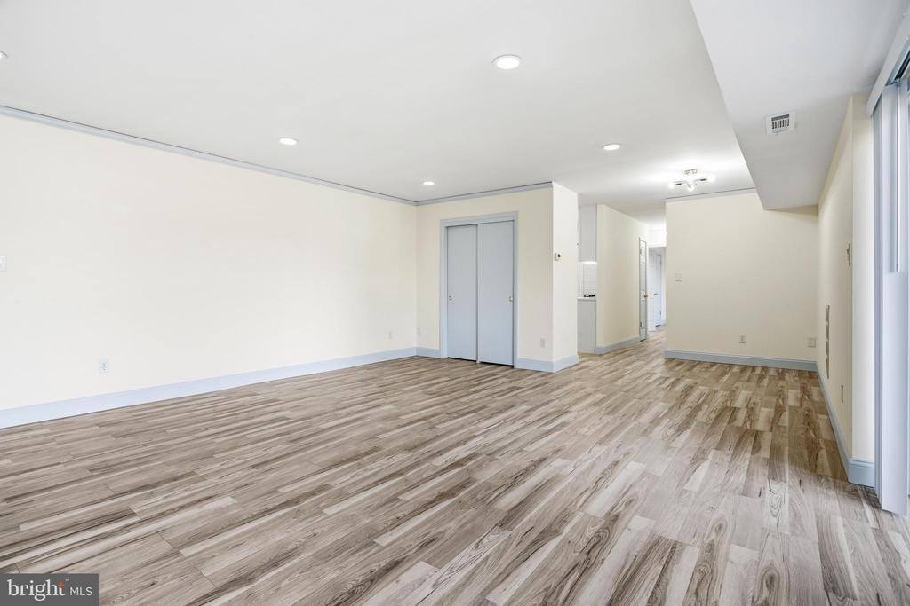 7609 Fontainebleau Drive, Hyattsville, MD 20784