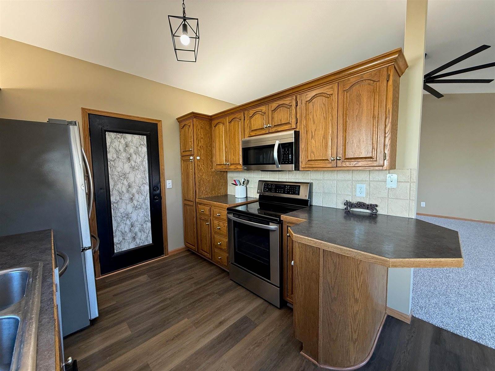 2335 South Cypress St, Wichita, KS 67207