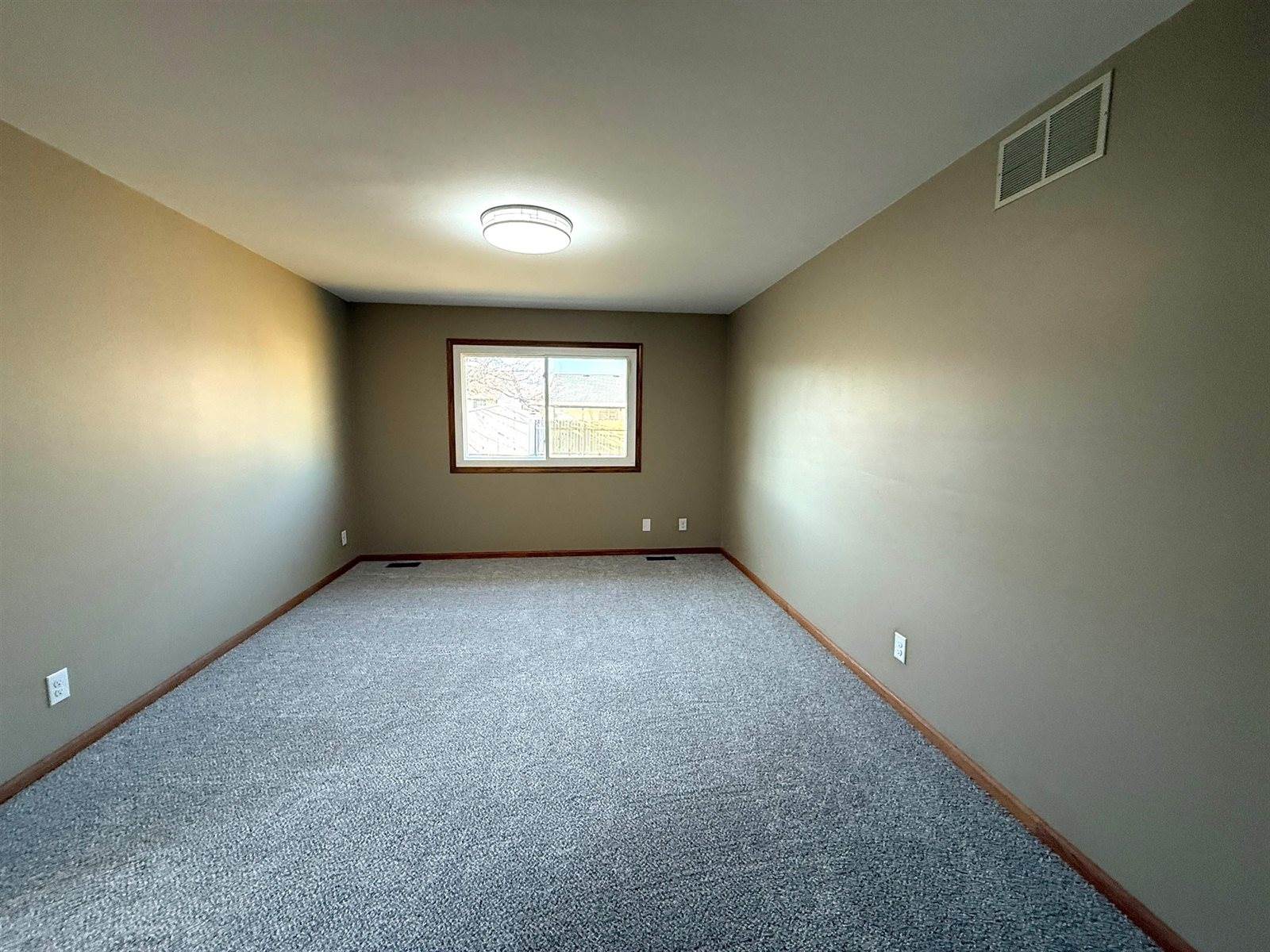 2335 South Cypress St, Wichita, KS 67207