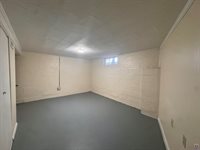 301 SW Western AVE, Topeka, KS 66606