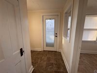 301 SW Western AVE, Topeka, KS 66606