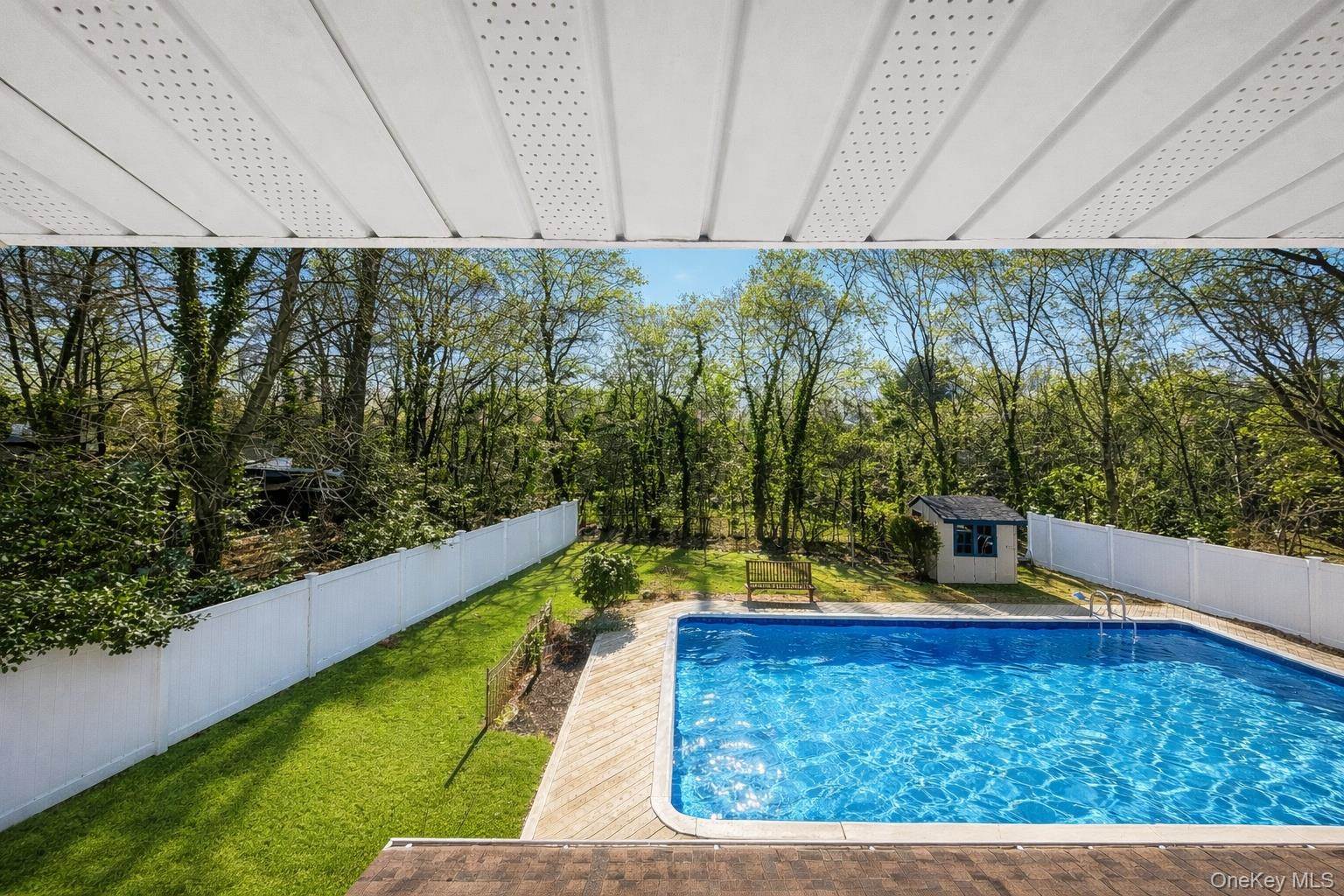 32 Sterling Drive, Brookhaven, NY 11755