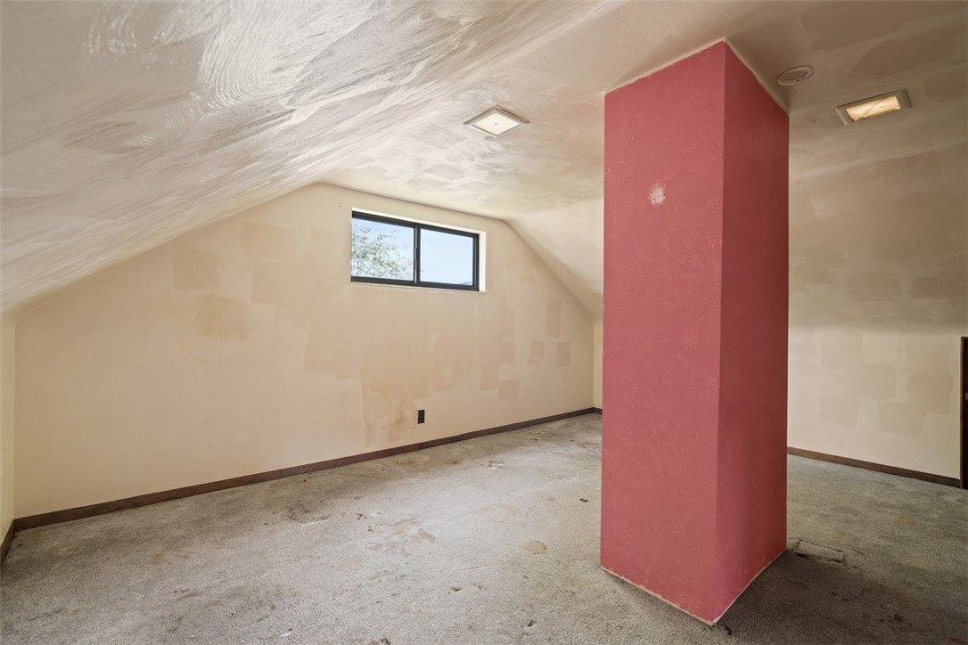 1113-1115 Stieren Ave, Brackenridge, PA 15014