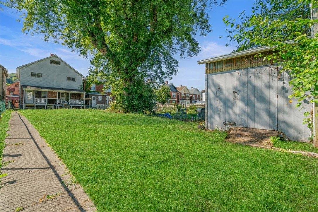 1113-1115 Stieren Ave, Brackenridge, PA 15014