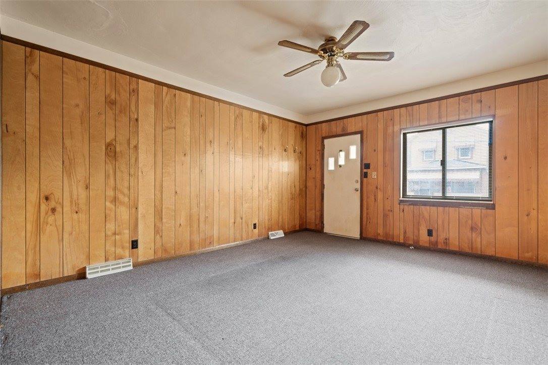 1113-1115 Stieren Ave, Brackenridge, PA 15014