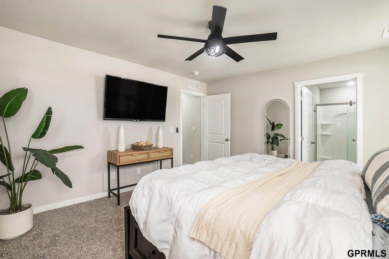 10816 South 177Th Street, Omaha, NE 68136