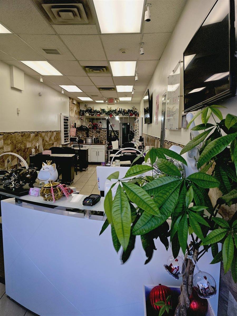 6040 Bergenline Ave, West New York, NJ 07093