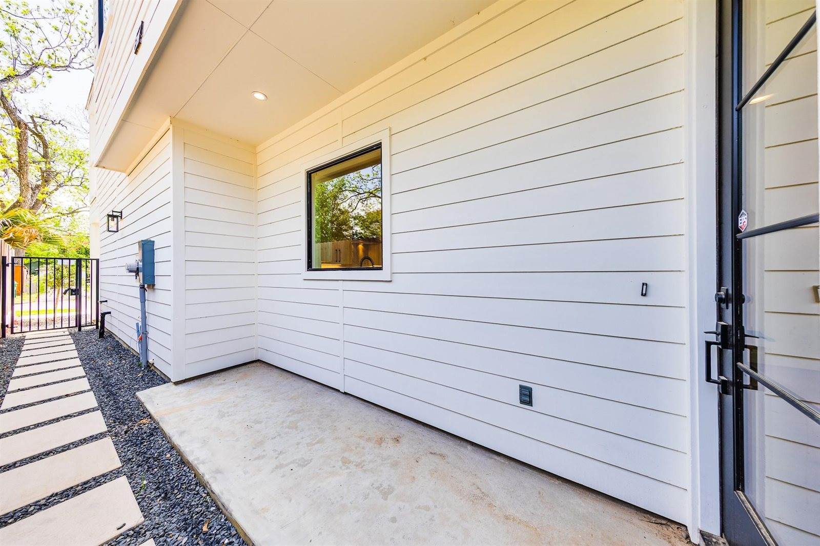 5707 Gano Street, Houston, TX 77009