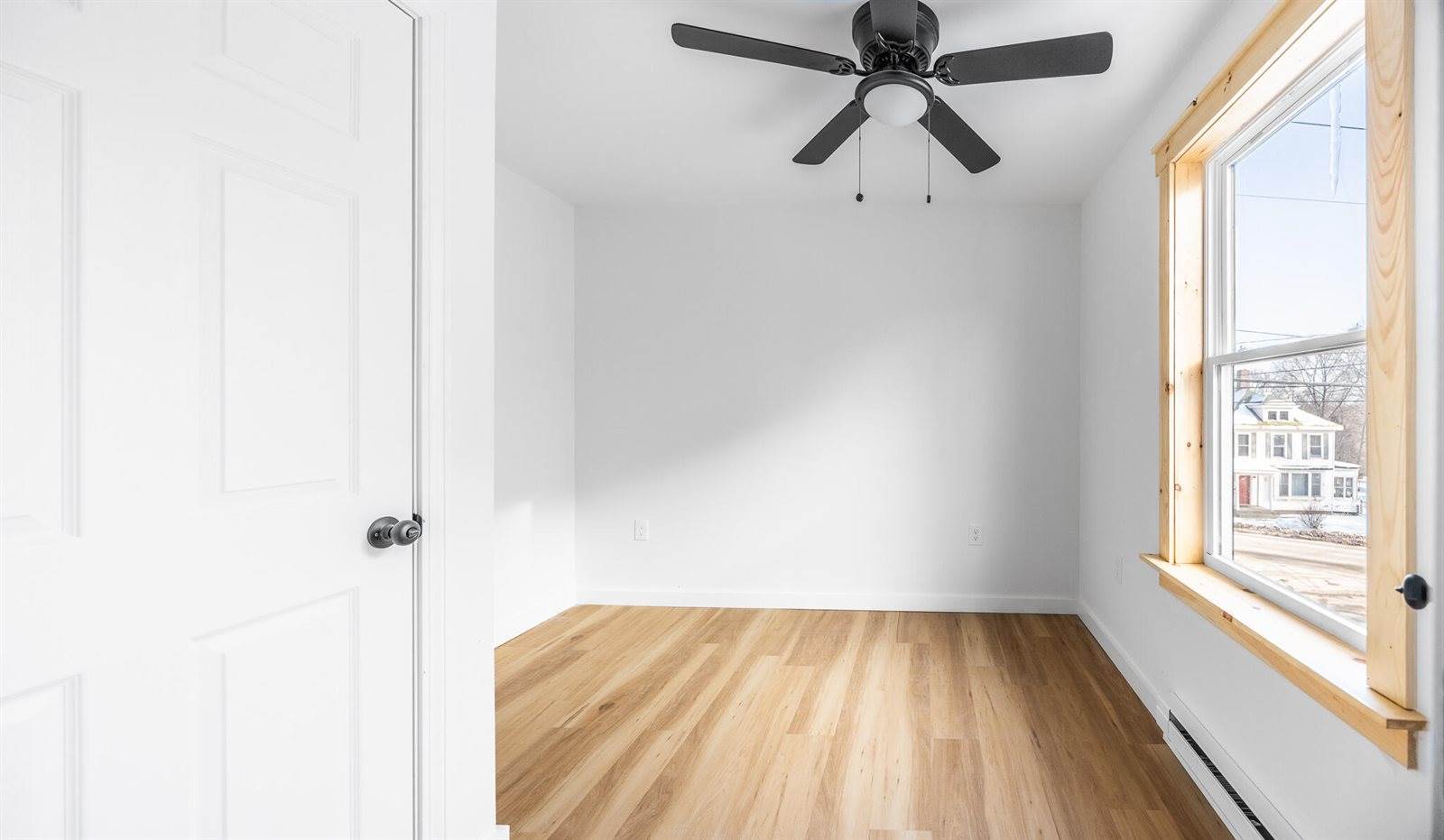 2 Highland Avenue, Bangor, ME 04401