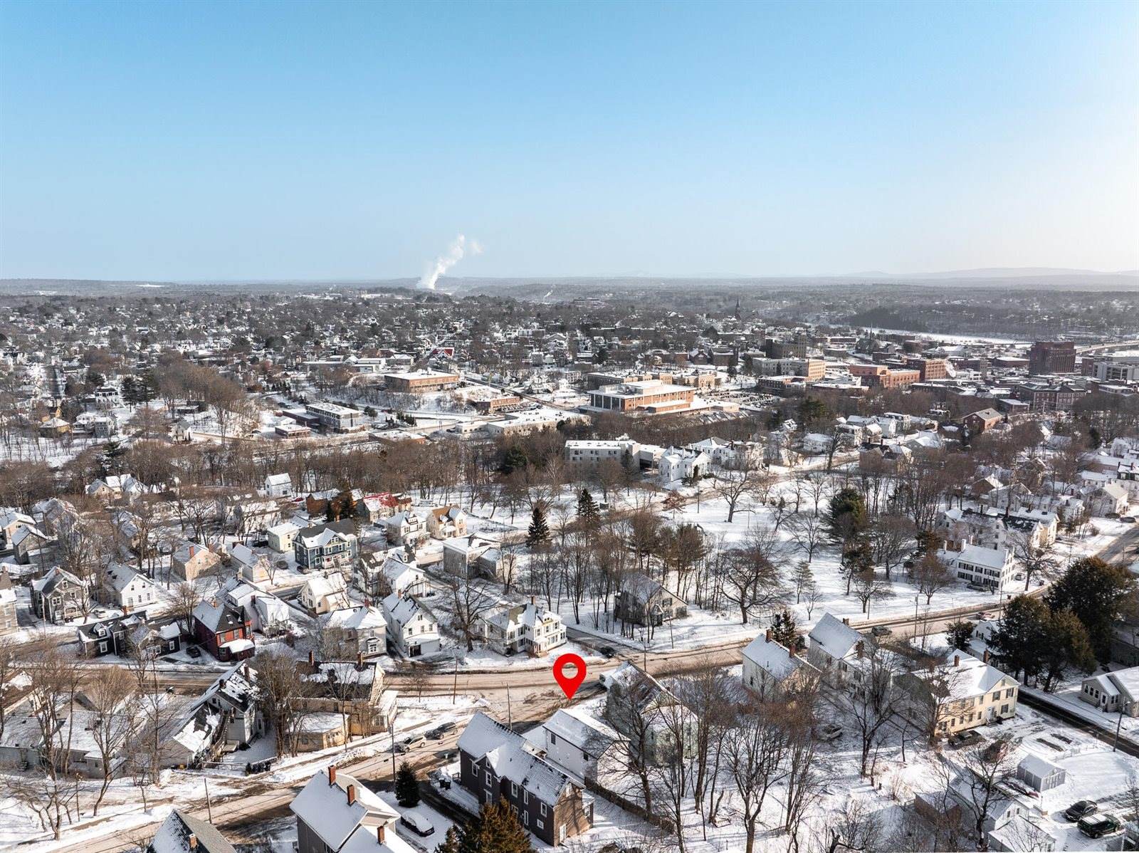 2 Highland Avenue, Bangor, ME 04401