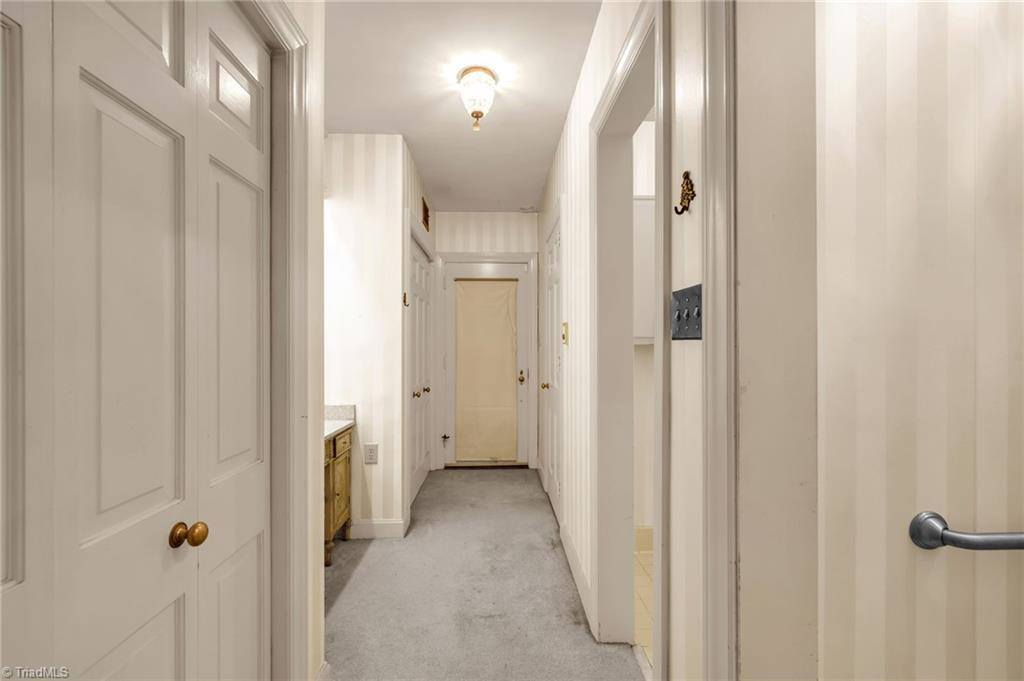 505 Salisbury Street, Kernersville, NC 27284