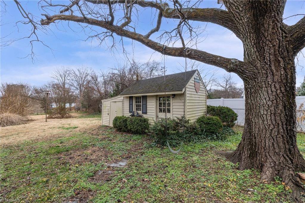 505 Salisbury Street, Kernersville, NC 27284