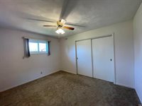 8105 N Williamson Road, Muncie, IN 47303