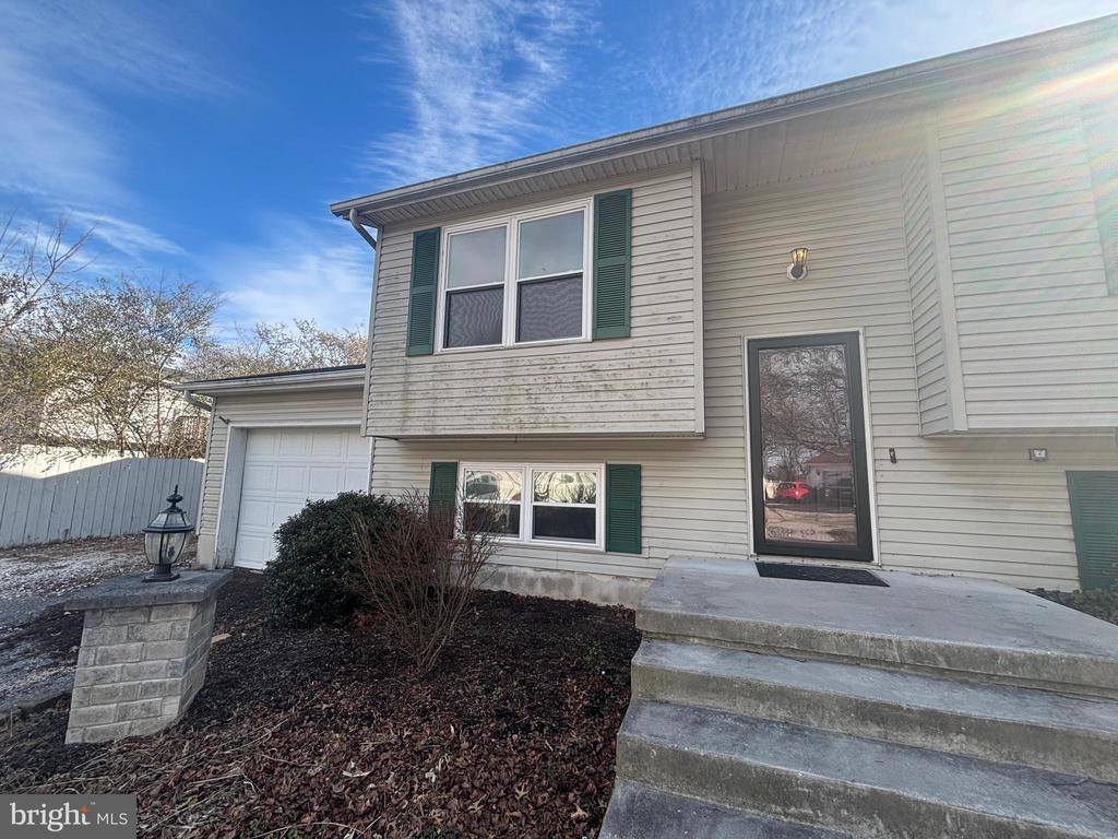 10 Starboard Court, Taneytown, MD 21787