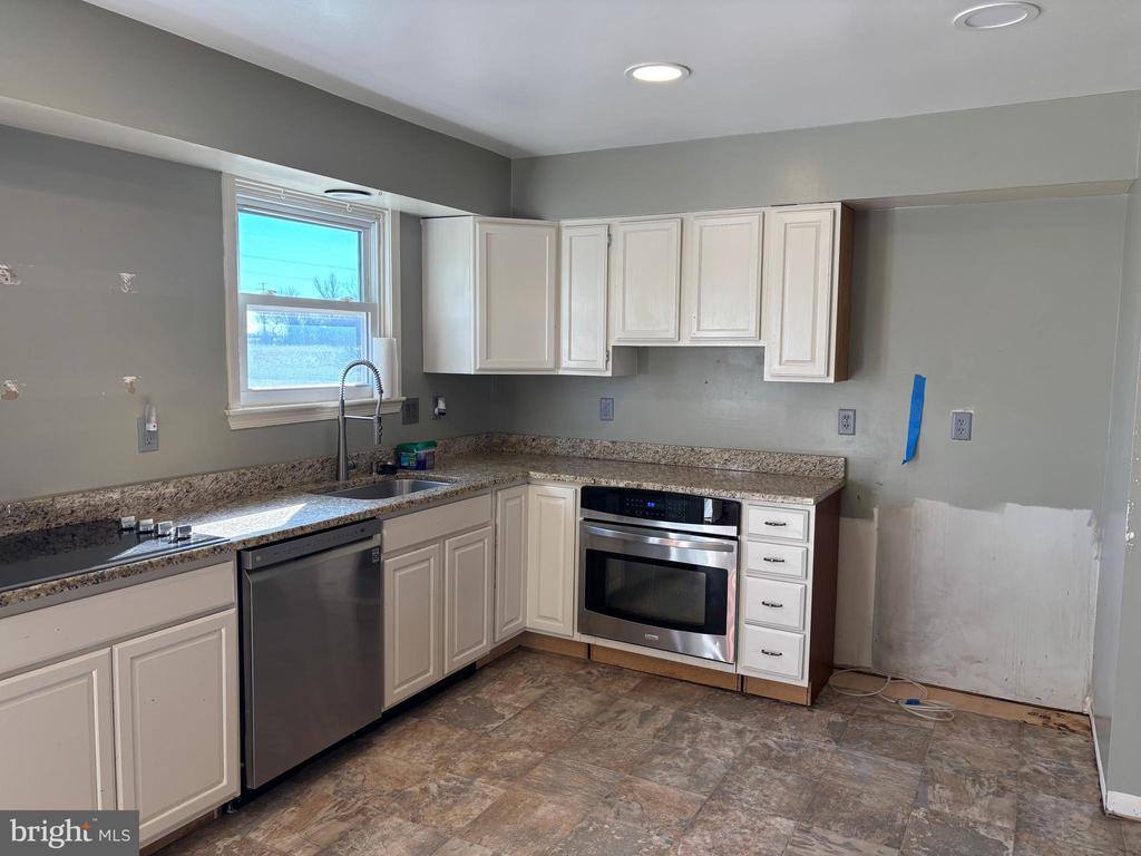 10 Starboard Court, Taneytown, MD 21787