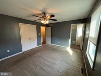 10 Starboard Court, Taneytown, MD 21787